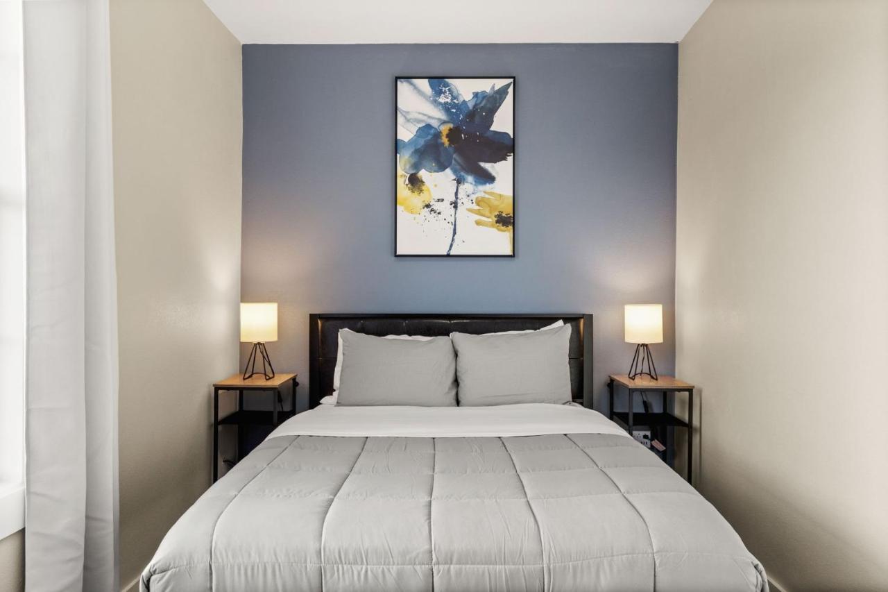 Divine Cargo Apartment San Antonio Bagian luar foto
